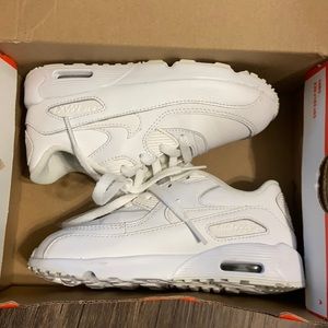 White Children’s Nike AirMax Boys